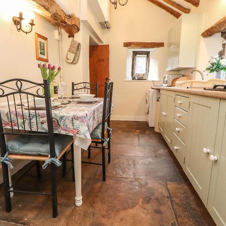 Beehive Cottage Bentham Ngoại thất bức ảnh